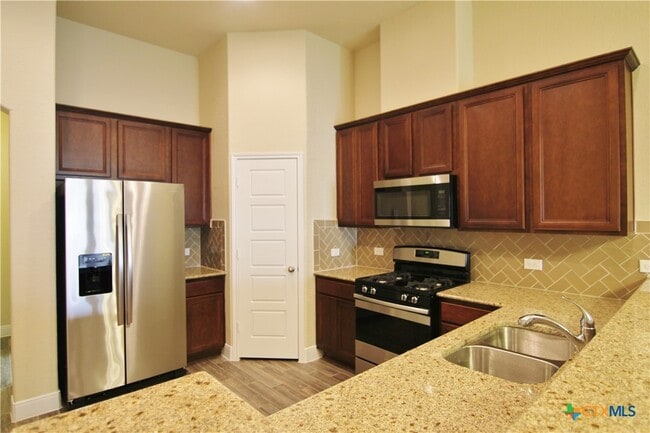 Building Photo - 1243 FM-306 E