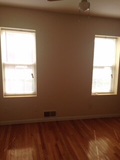 Building Photo - 1512 S Hicks St