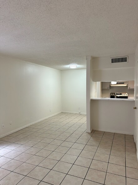 Building Photo - 12816 Midway Rd