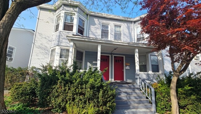 Primary Photo - 19 Prospect Pl