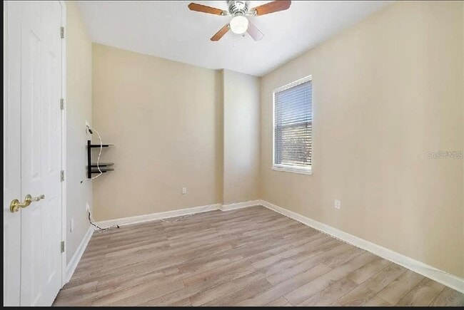 Building Photo - 2301 Roat Dr