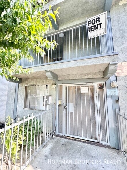 Building Photo - 20339 Saticoy St