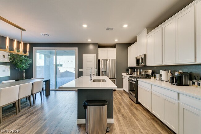 Building Photo - 4432 Mural Glen Ct