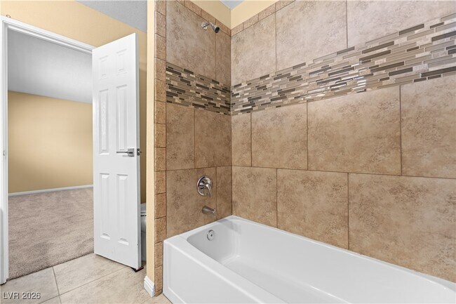 Building Photo - 3578 Anthony Dr