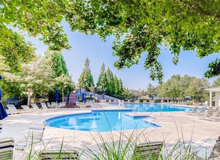 Building Photo - 16628 Summers Walk Blvd