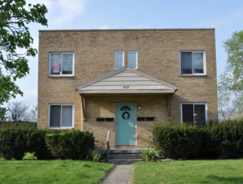 Front of building...great location! - 437 Claranna Avenue