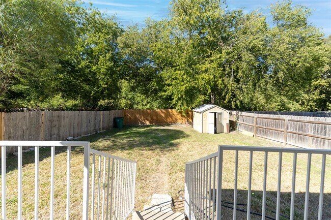 Building Photo - 15124 Katie's Corner Ln