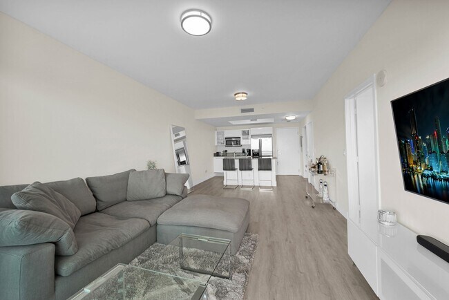 Building Photo - 888 Biscayne Blvd