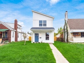 Building Photo - 1128 Geers Ave