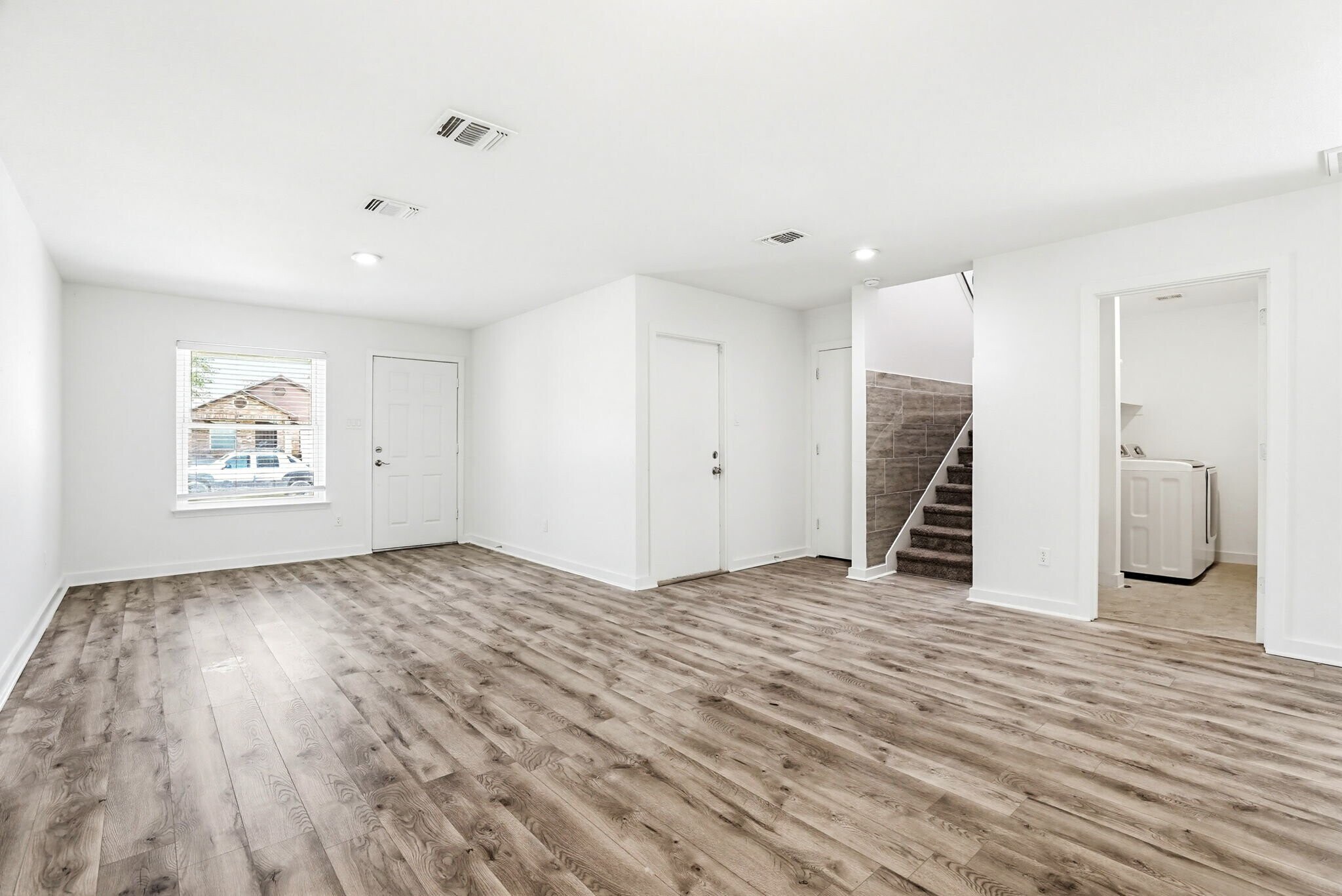 Building Photo - 9616 Kennebec Way