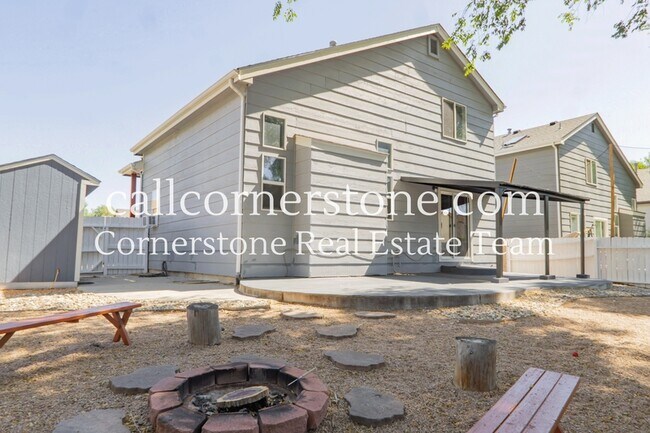 Building Photo - 655 Ancestra Dr