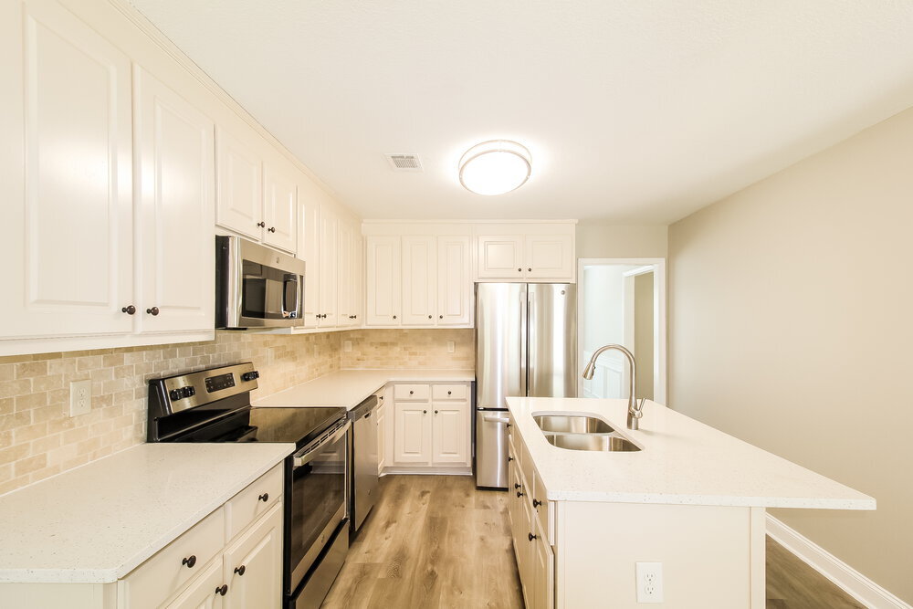 Building Photo - 1680 Deer Creek Ln