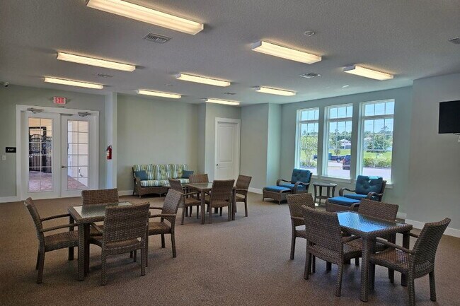 Building Photo - Cross Creek Community, Green Cove Springs Newer Home, Available For Rent