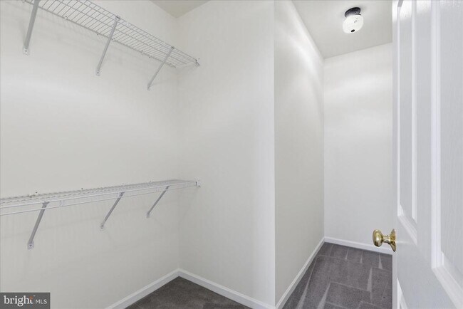 Building Photo - 25828 Kirkwood Square