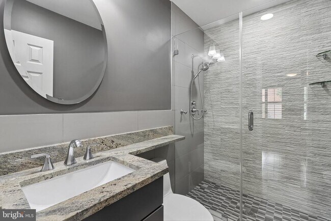 Building Photo - 519 Brummel Ct NW
