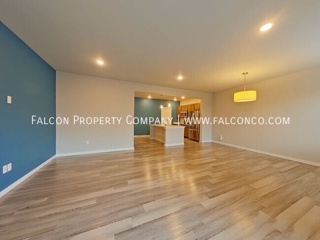 Building Photo - 5453 Passport Vw