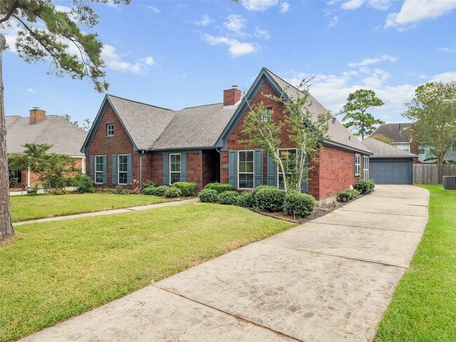 Building Photo - 2105 Murfield Dr
