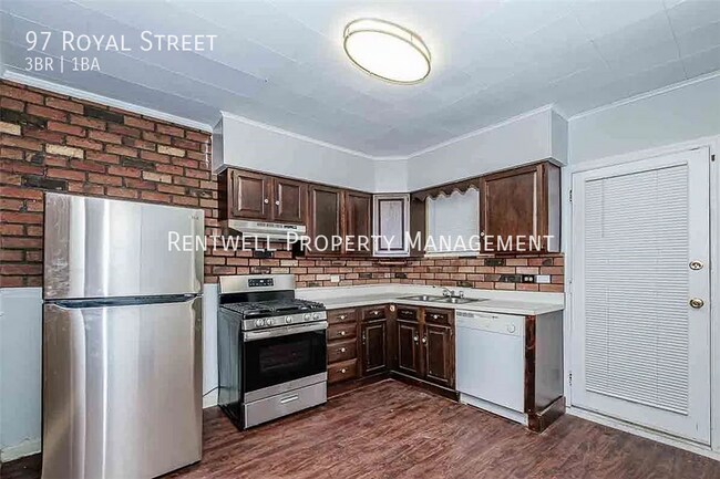 Building Photo - 97 Royal St