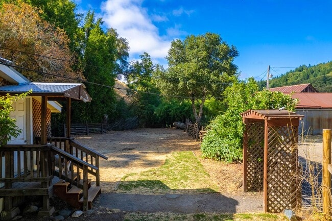 Building Photo - 31510 CA-128