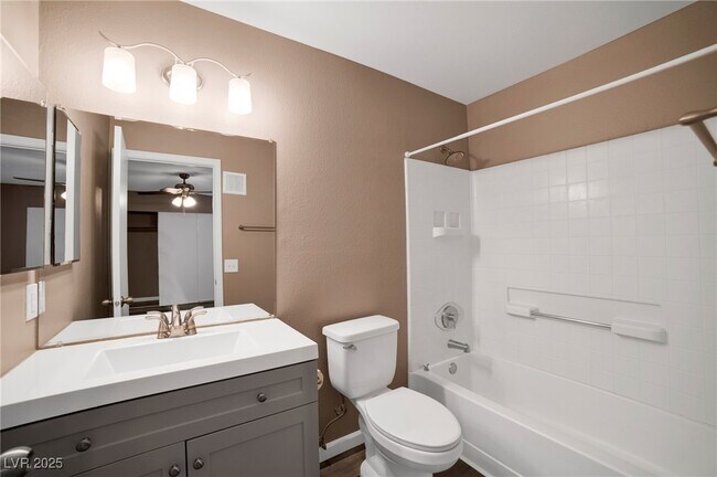 Building Photo - 8450 Alta Dr