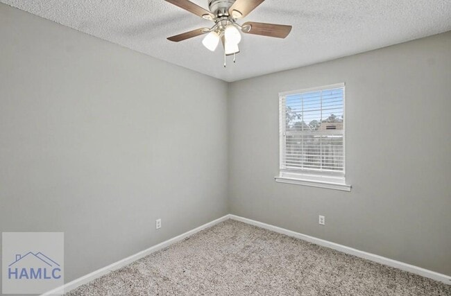 Building Photo - 43 Sandy Run Rd