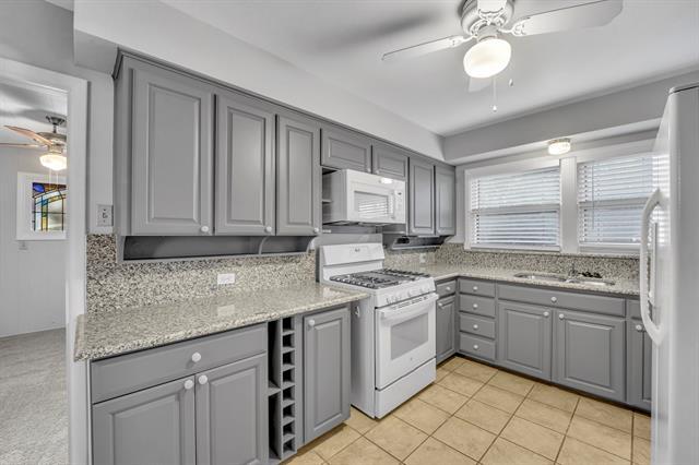 Building Photo - 6324 Woodbine Dr