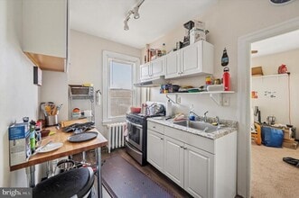 Building Photo - 120 Walnut Ave