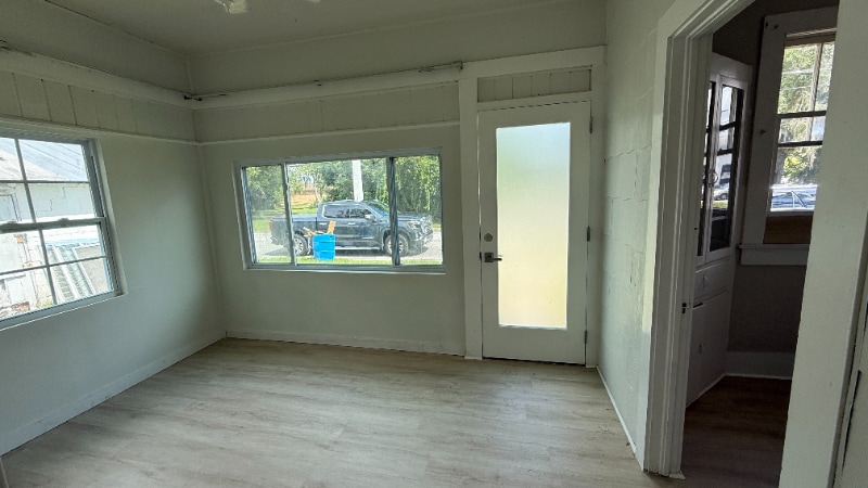 Building Photo - 452 SE Nassau St