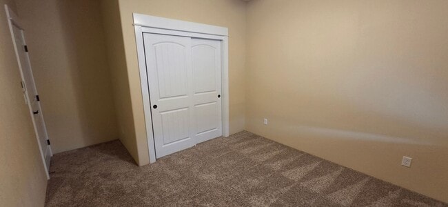 Building Photo - Beautiful & Cozy Home for Rent