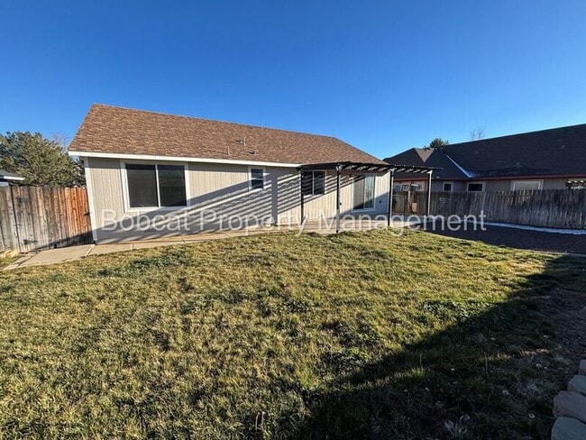 Building Photo - 3522 Smoketree Ave