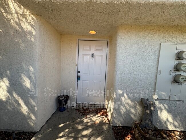 Building Photo - 33687 Whispering Palms Trail