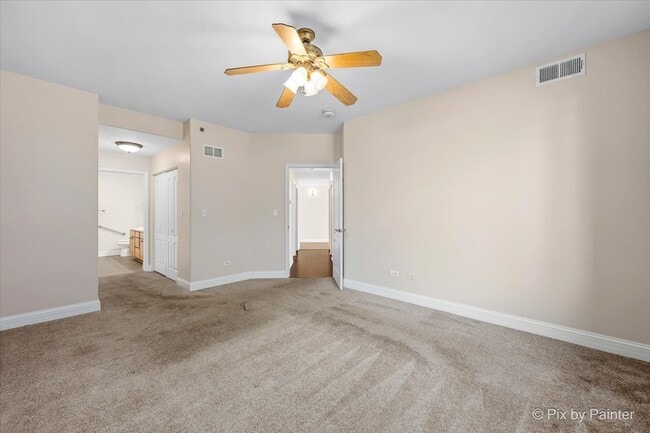 Building Photo - 543 N Hough St