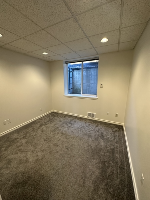 Building Photo - 5106 Green Lake Way N