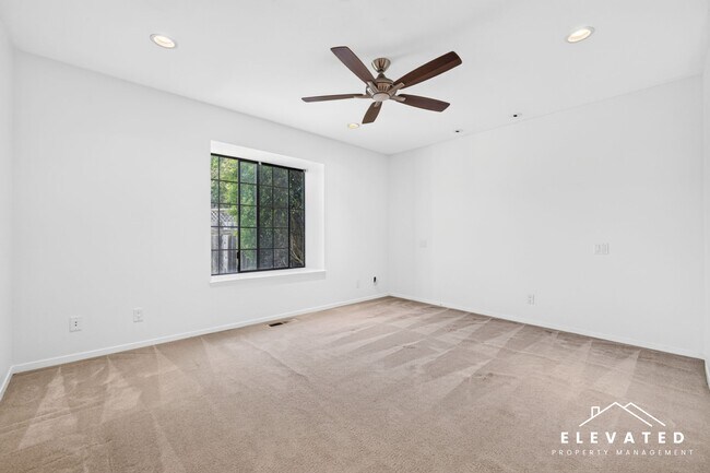 Building Photo - 938 Wood Sorrel Dr