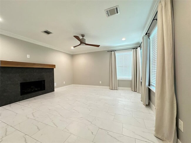Building Photo - 11407 Sagecreek Dr