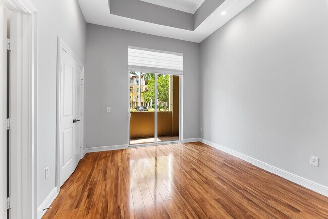 Building Photo - 16102 Emerald Estates Dr