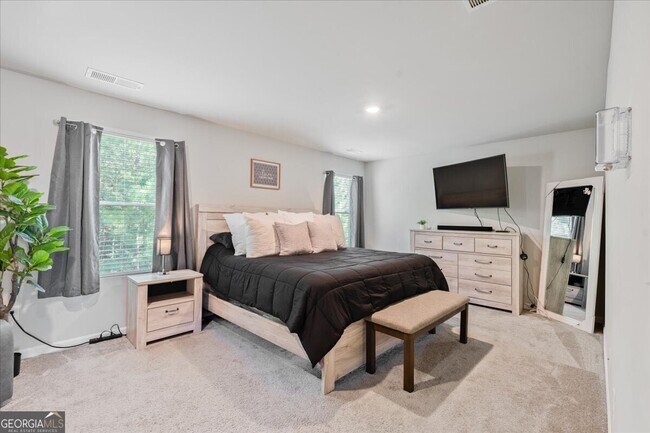 Building Photo - 191 Goodall Woods Dr