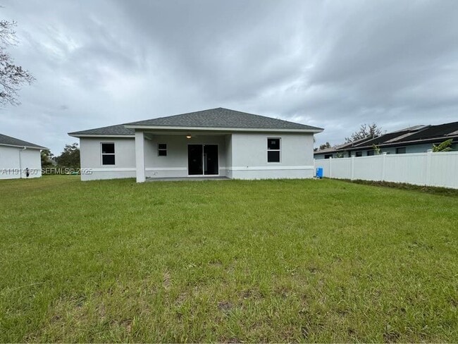 Building Photo - 3486 Mentone St