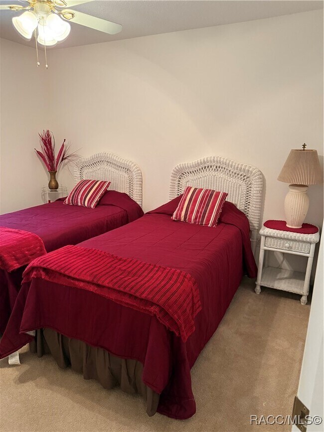 Building Photo - 2858 E Marcia St