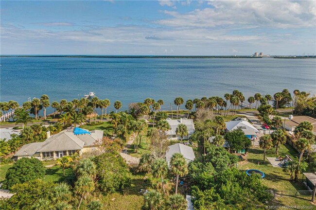 Building Photo - 7007 S Indian River Dr
