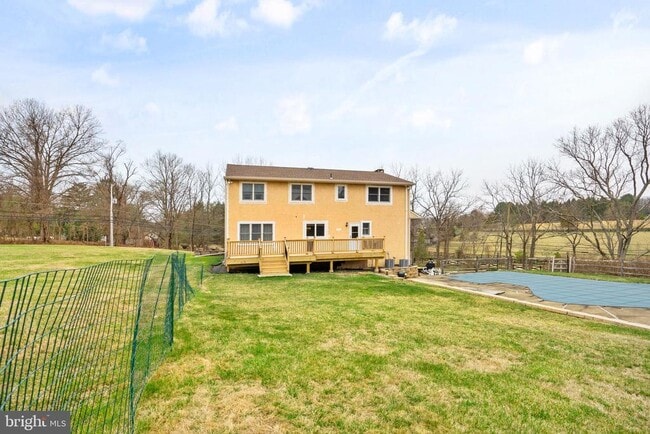 Building Photo - 3554 N Sugan Rd