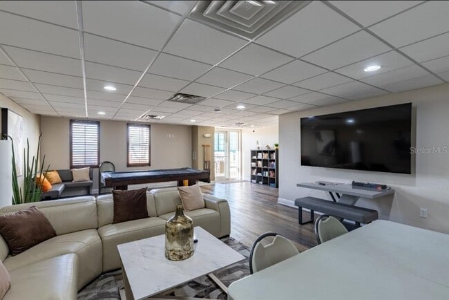 Building Photo - 628 Cleveland St