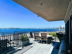 Building Photo - Stunning Bay Front Condominium on Sail Bay...