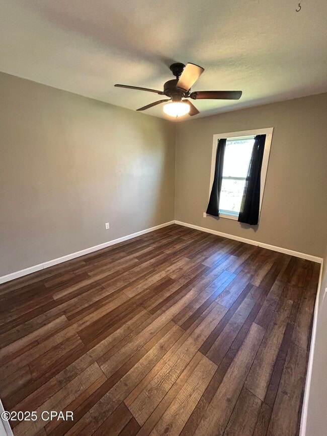 Building Photo - 6522 Olokee St