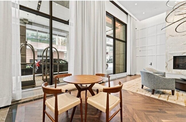 Building Photo - 3 Avery St