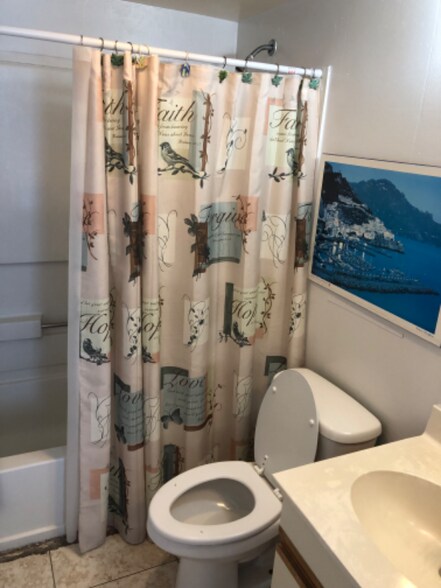 Building Photo - 1605 S Ocean Blvd