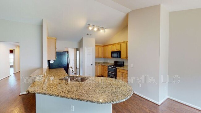 Building Photo - 210 Grimes Dr