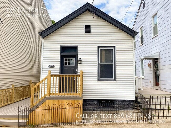 Building Photo - 725 Dalton St