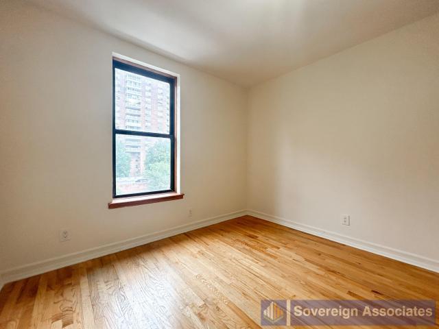 Building Photo - 3 bedroom in New York NY 10027