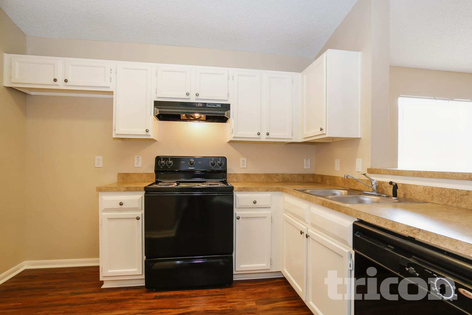 Building Photo - 3206 Boynton Dr